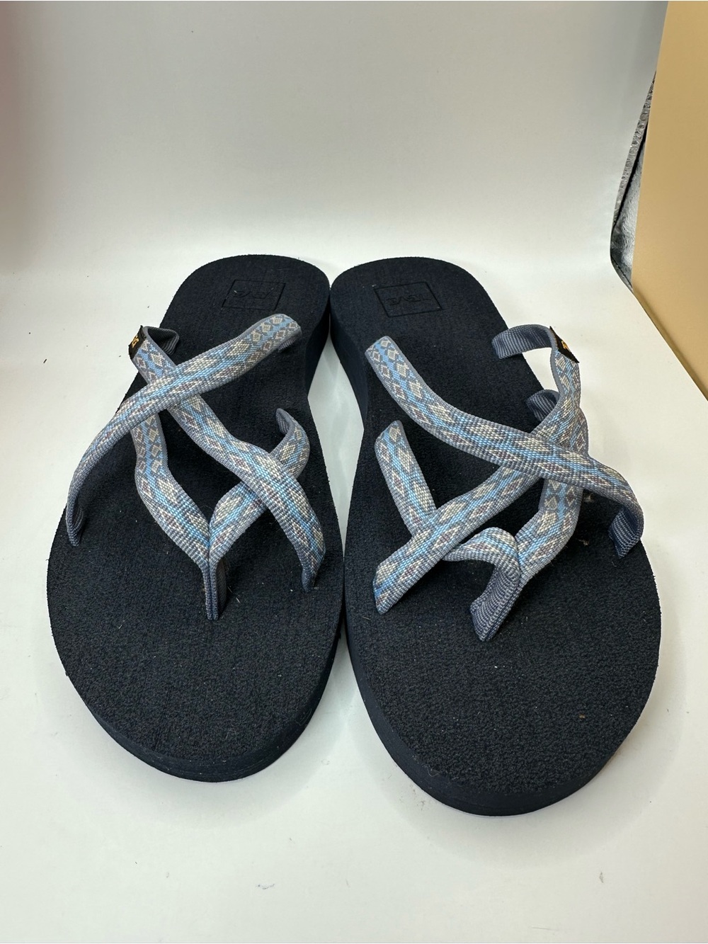 NEW without tags TEVA OLOWAHU Kaleidoscope Blue Summer Sandals US W9